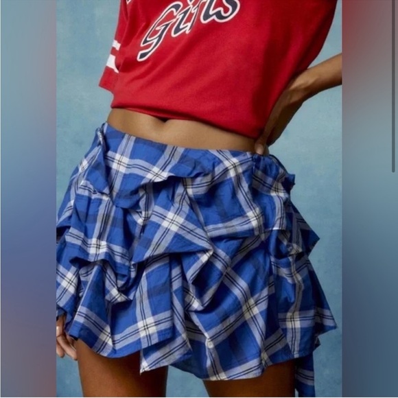 Urban outfitters ruched mini skirt - Picture 2 of 7